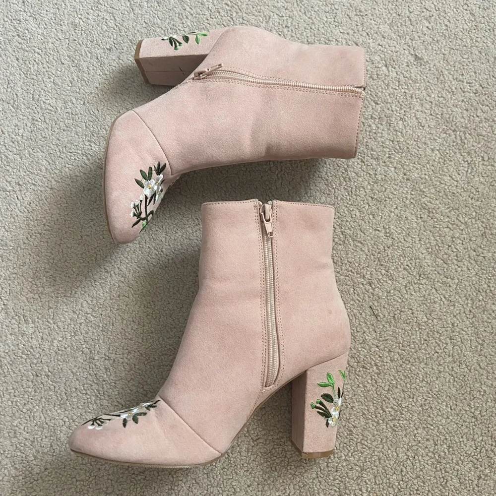 Forever 21 Blush Pink Embroidered Floral Ankle Boots